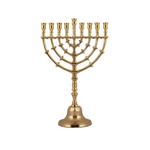 חנוכיית נחושת בעיטור עלים מהחנות